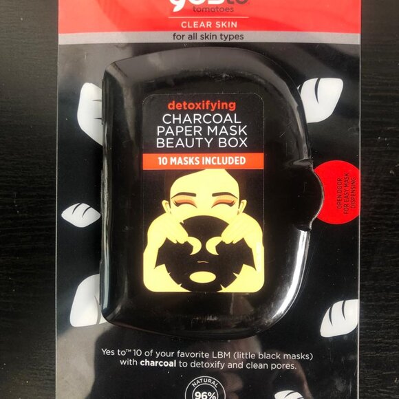 YES TO TOMATOES DETOXIFYING CHARCOAL PAPER MASK BOX 10 MASKS INCLUDED - Picture 1 of 2